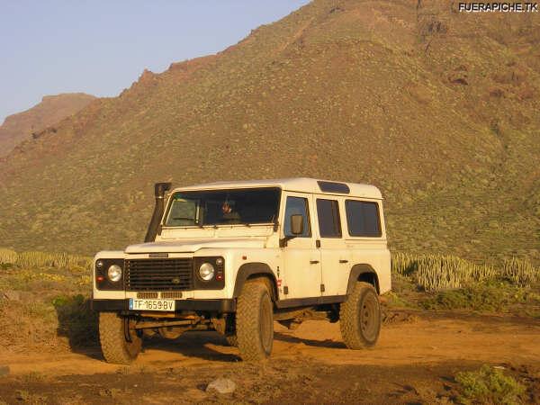 LAND ROVER DEFENDER 110 TD5 4x4